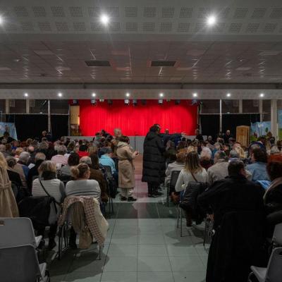 Ferme sous 'hôtes' tension à Salouël - Salle