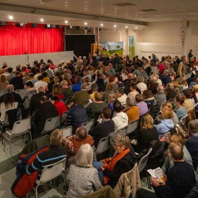 Ferme sous 'hôtes' tension à Salouël - Public